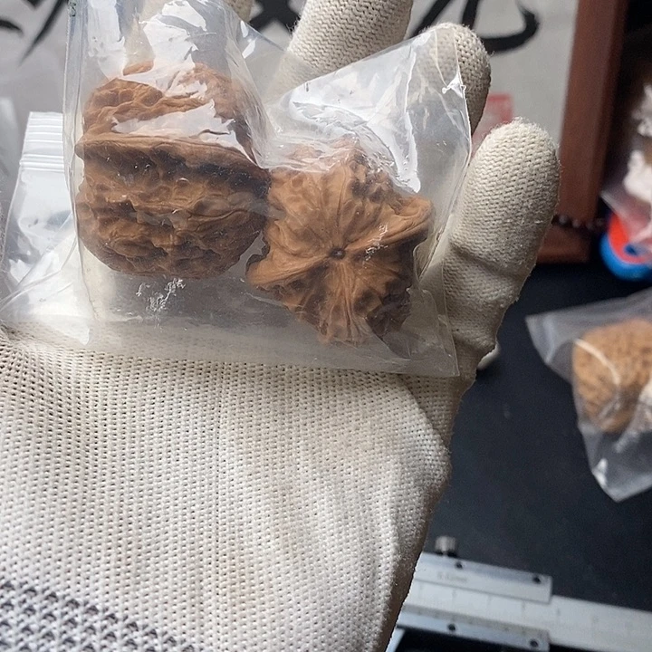 X***O吊坠文玩核桃福利