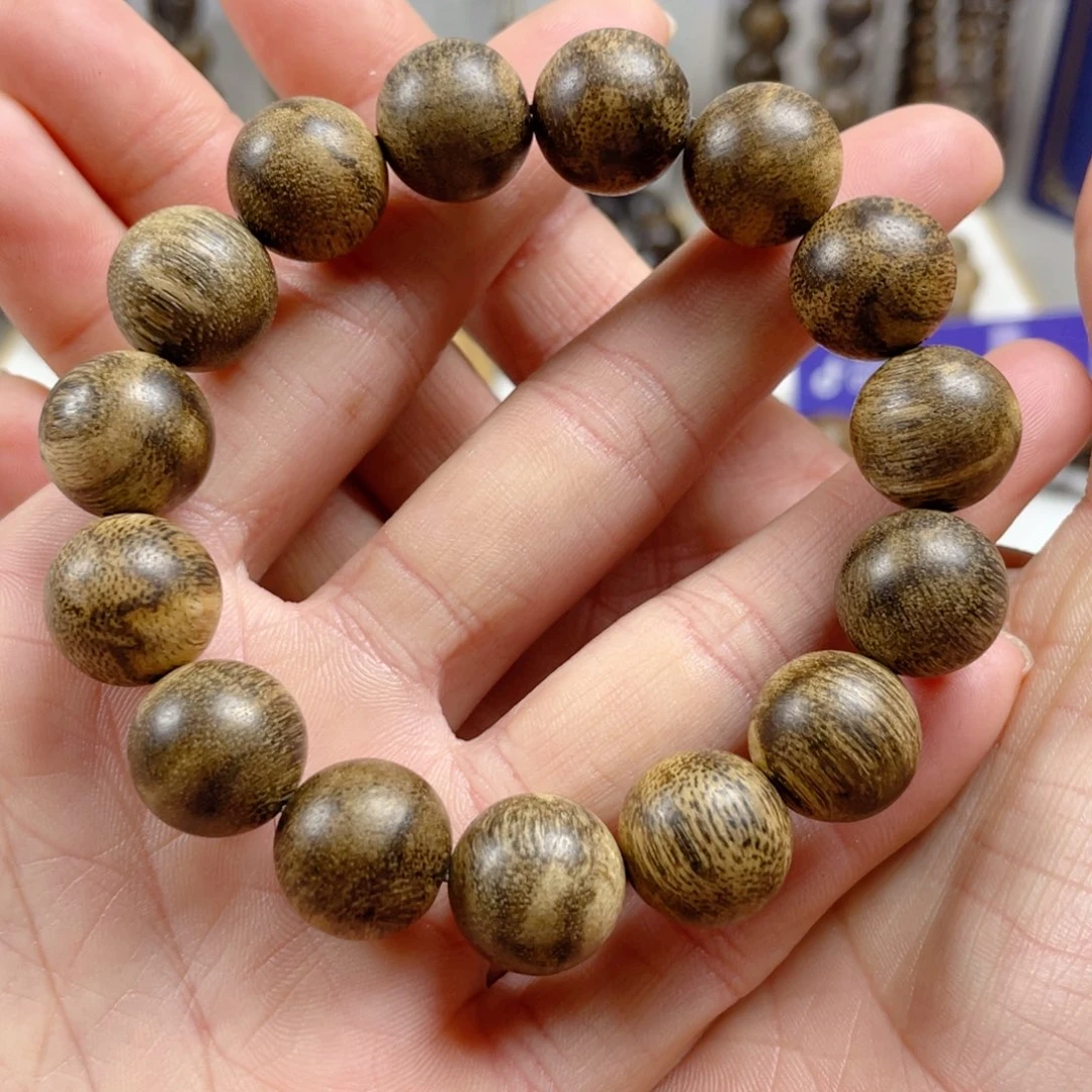 沉香手串G****d正区达拉干满纹1.4