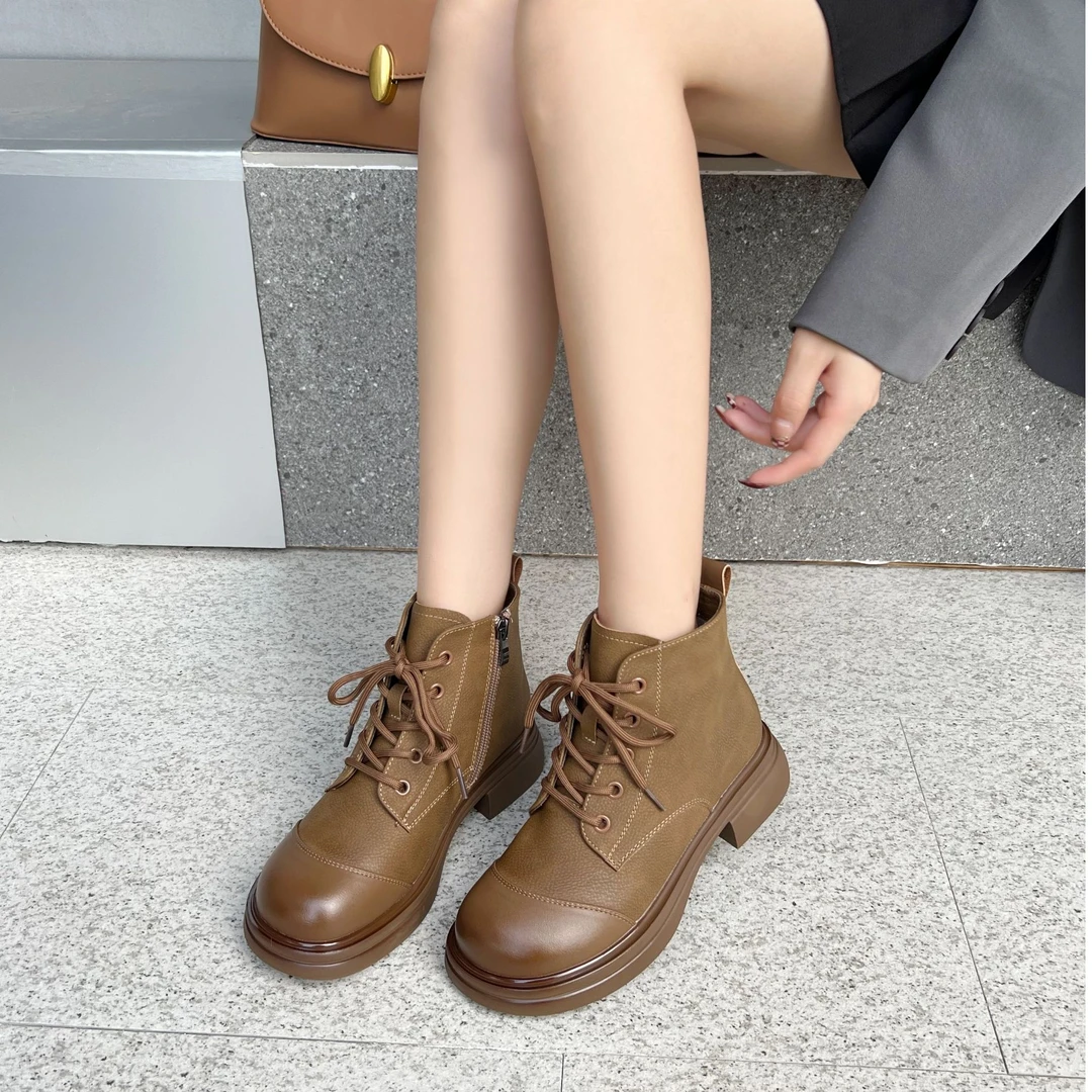 2313大码低筒女短筒粗跟马丁靴单靴厚底系带英伦风时尚休闲平底鞋