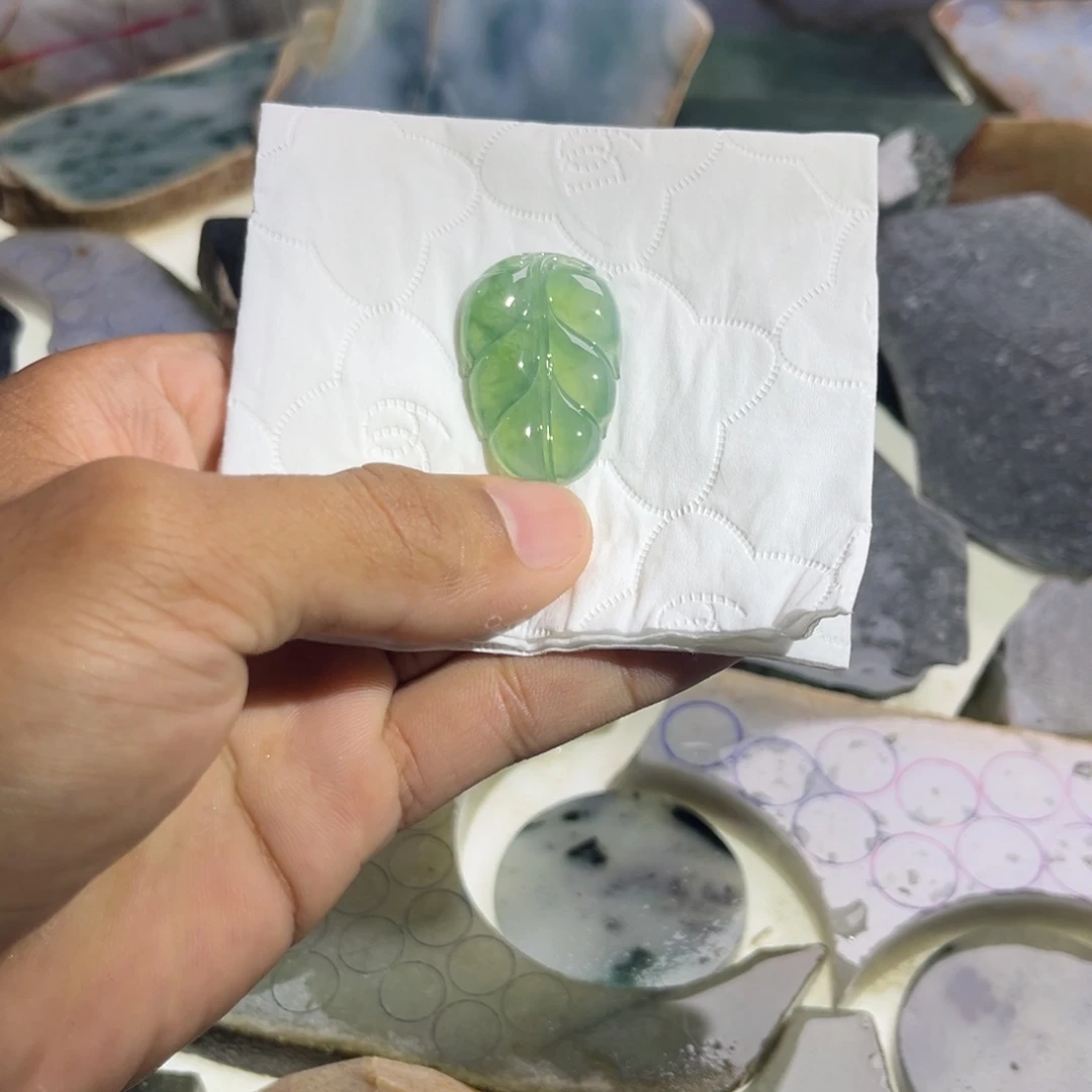 定制翡翠未镶嵌纯天然缅甸翡翠A货