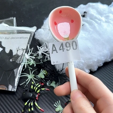 摆件发两包…………………………………………………………