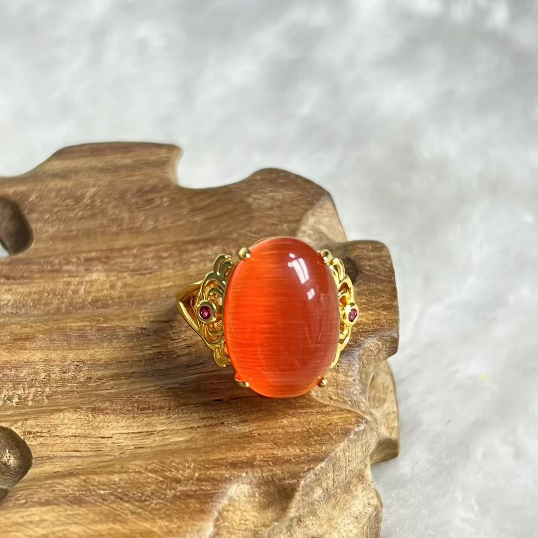 典藏品 红时尚戒指美观大气美轮美奂尽显魅力