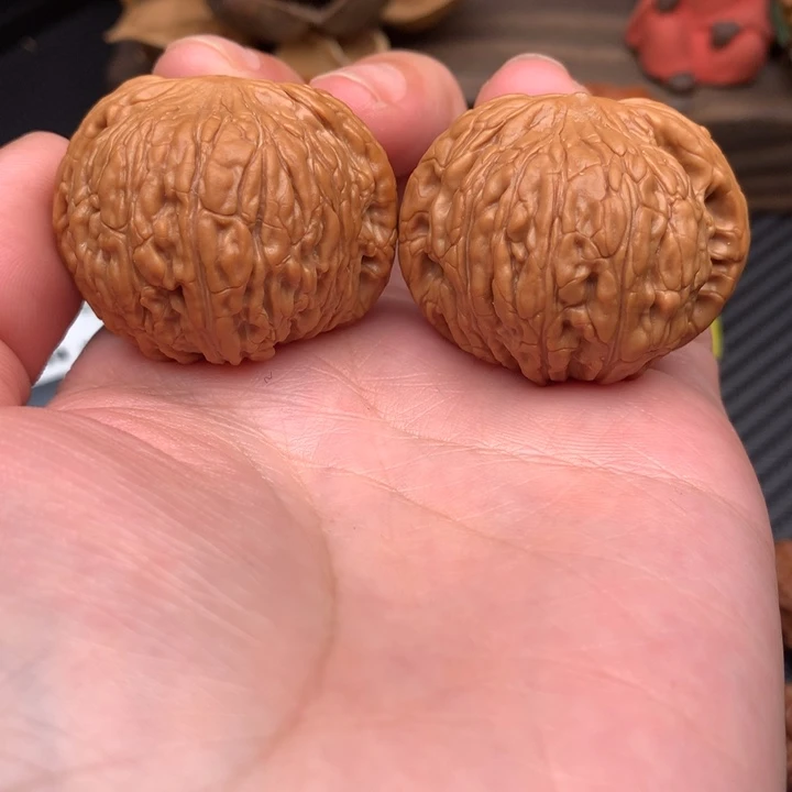 吊坠文玩核桃泥鳅背