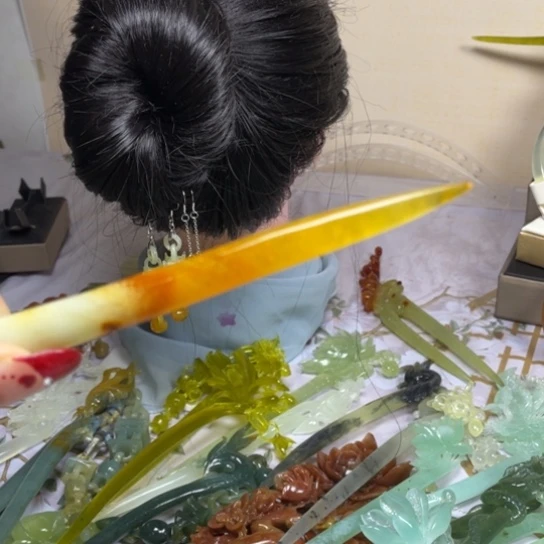 蛇纹石玉发饰未镶嵌大****～