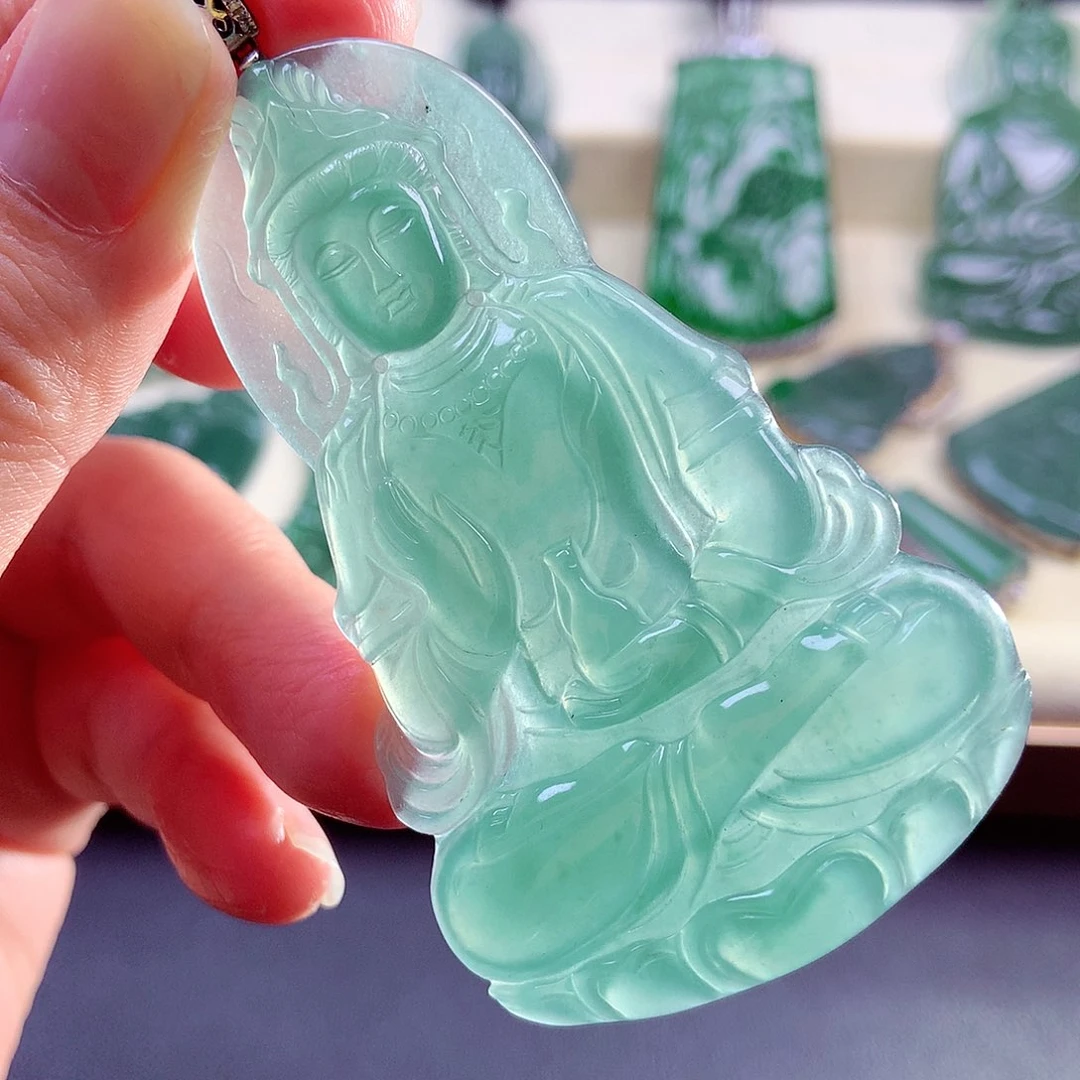 【闪购商品】颈饰未镶嵌翡翠天然