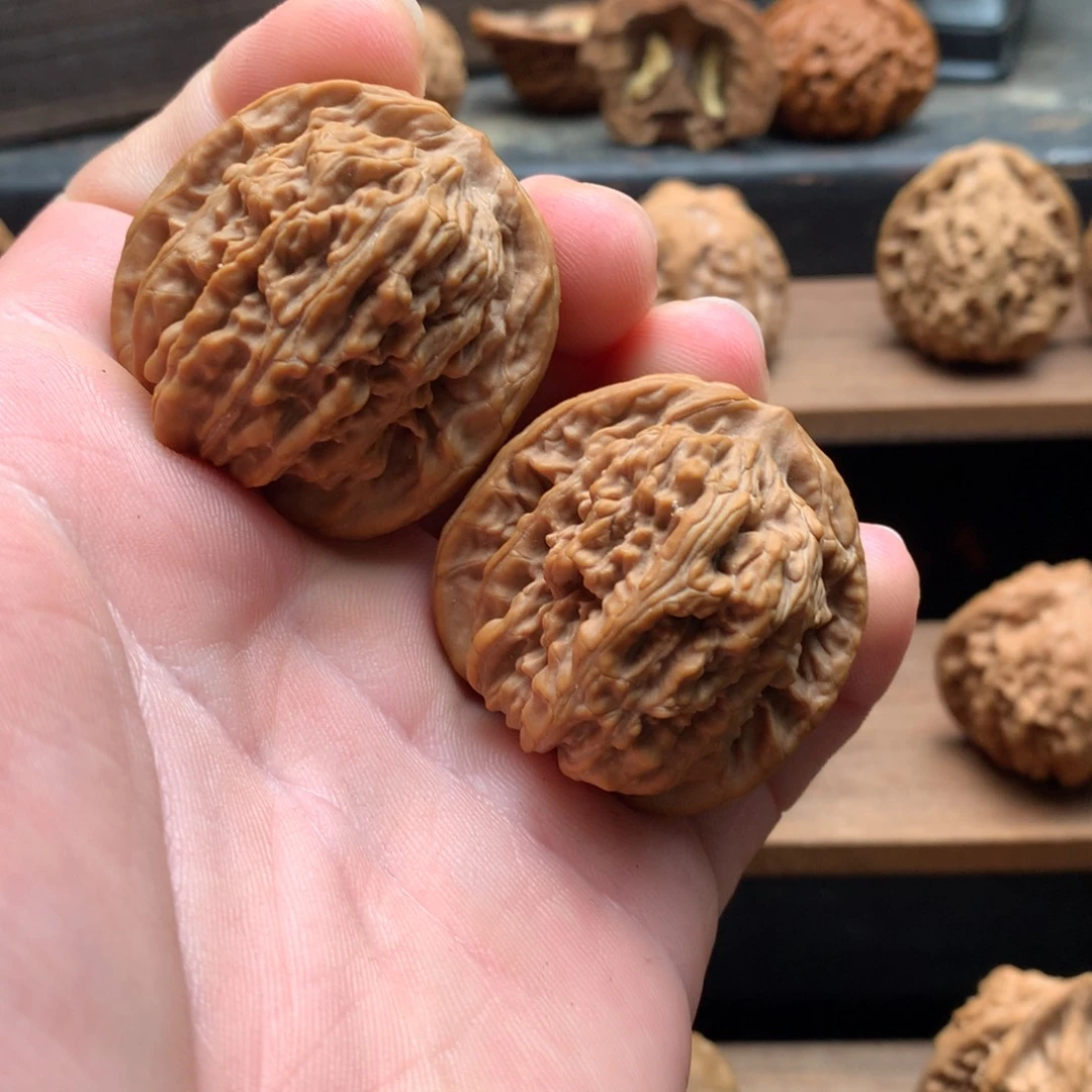 核桃四号链接39尺红皮汉高楼打完底就走色