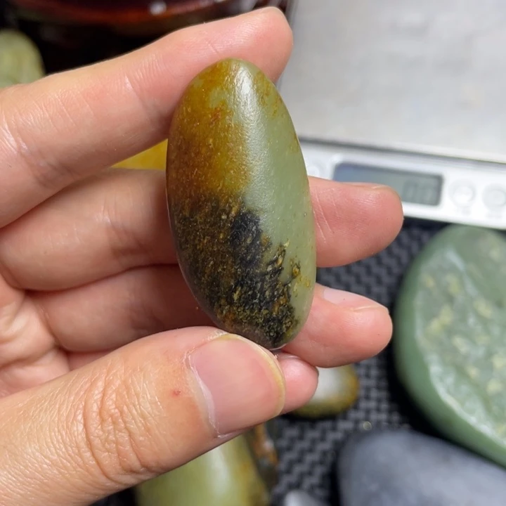 和田玉挂件未镶嵌夏****天