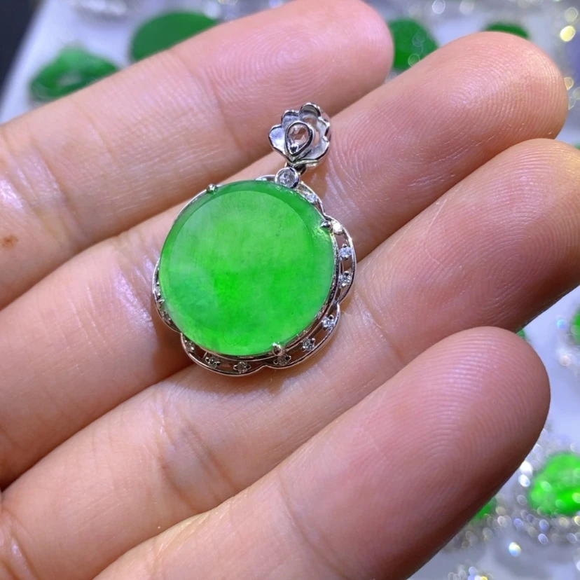 【闪购商品】翡翠挂件18K金镶嵌天然翡翠