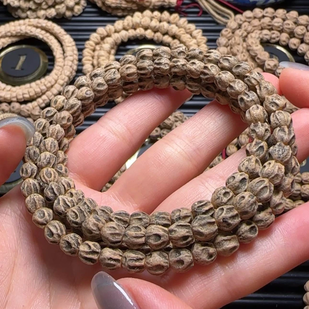 【闪购商品】柏香籽/百香籽吊坠辛**达