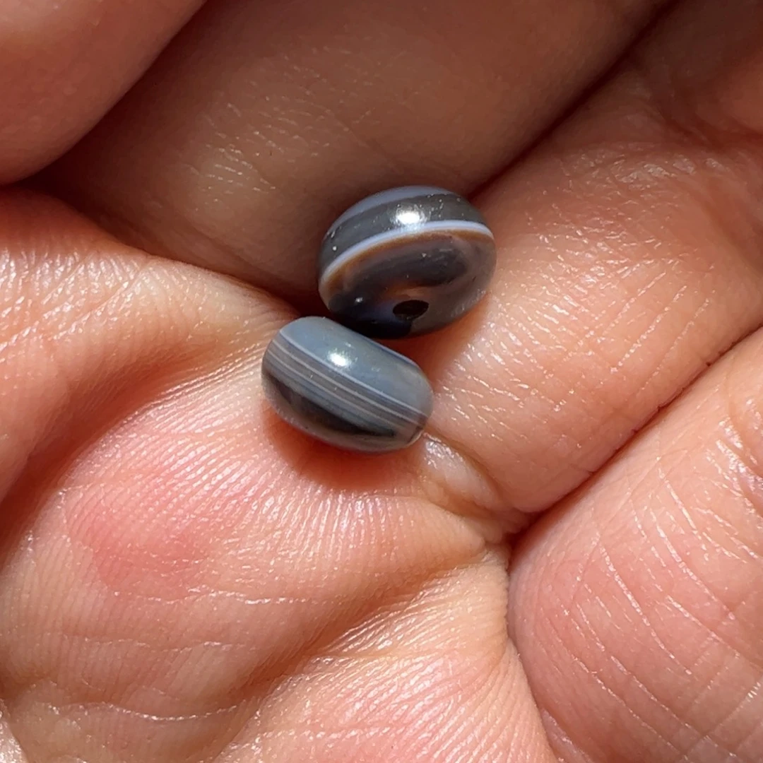 玻璃颈饰墨白藏传出品23