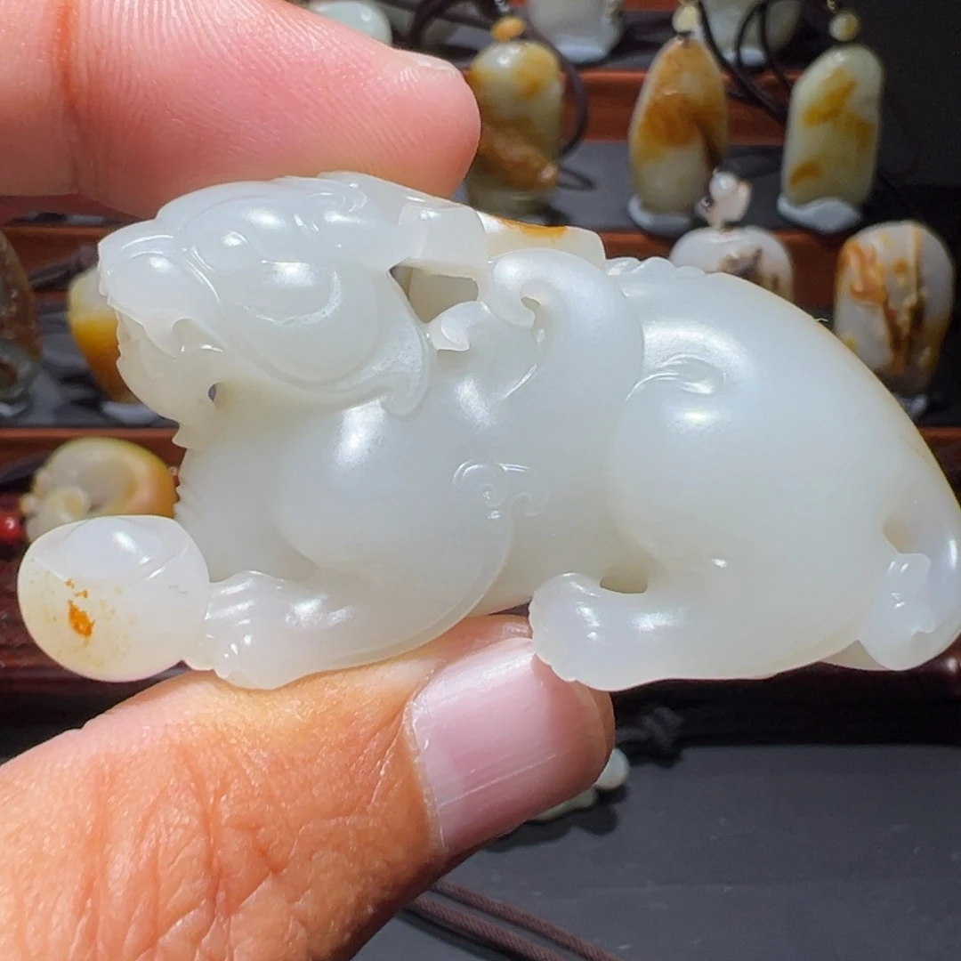 颈饰未镶嵌和田玉（子料）老****场