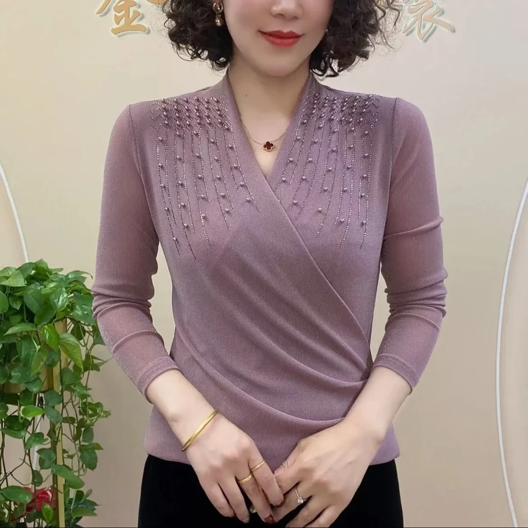 春夏季新款时尚钉珠V领高弹力百搭打底衫女士上衣遮肉显瘦妈妈装