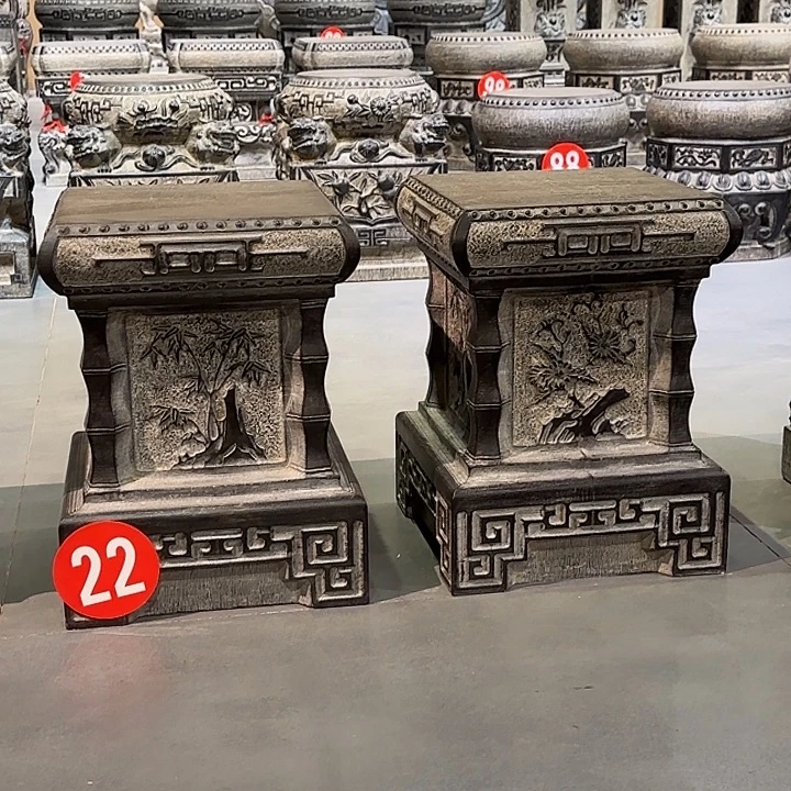 仁***敌石材纯天然青石整石雕刻