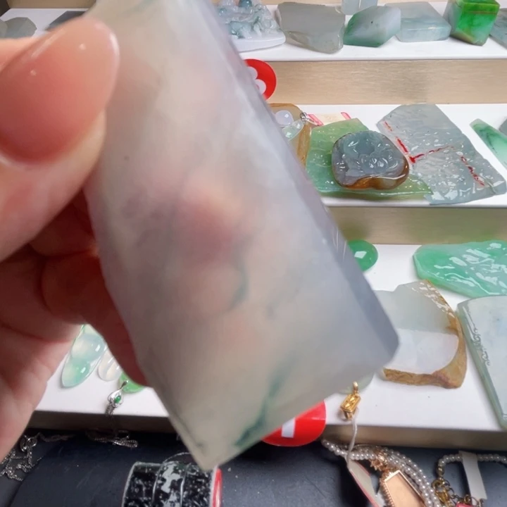 颈饰未镶嵌翡翠天然翡翠