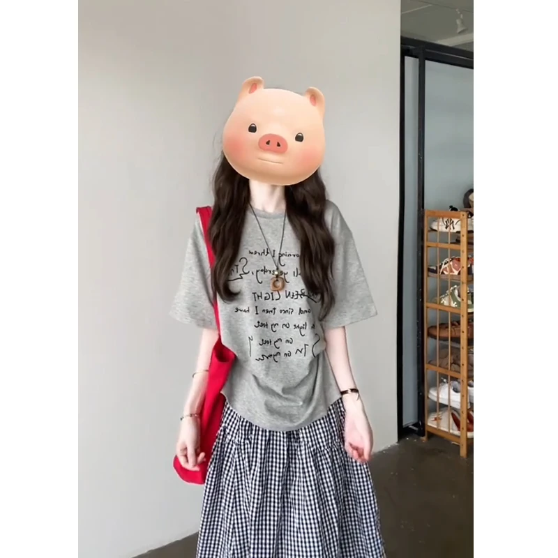 宽松灰色印花圆领短袖T恤2025夏季新款时尚气质黑白格子裙子套装