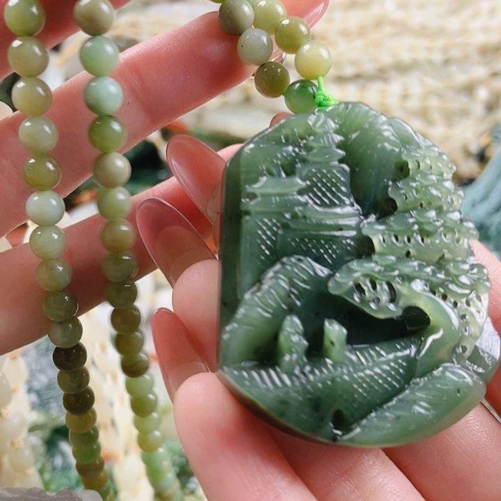 未镶嵌和田玉挂件