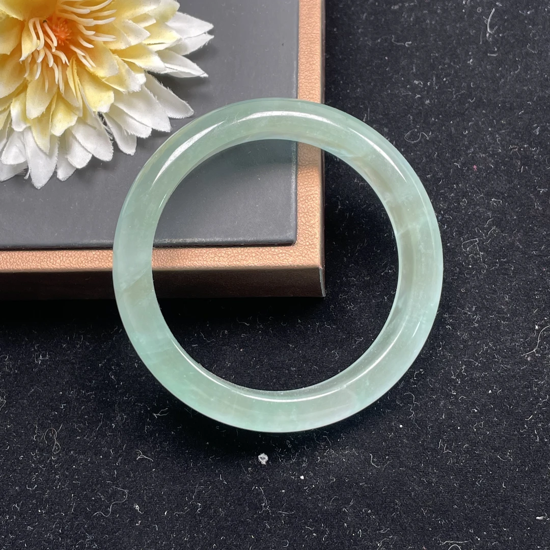 A0492正圈55圈口翡翠手镯