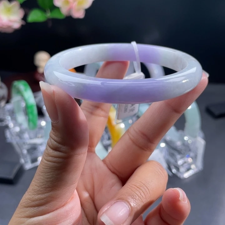 定制翡翠未镶嵌翡翠手镯定制