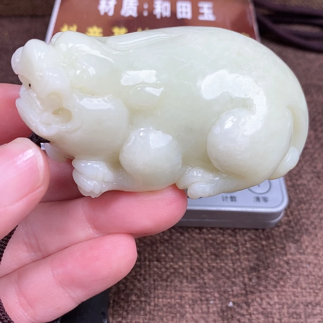 和田玉颈饰未镶嵌