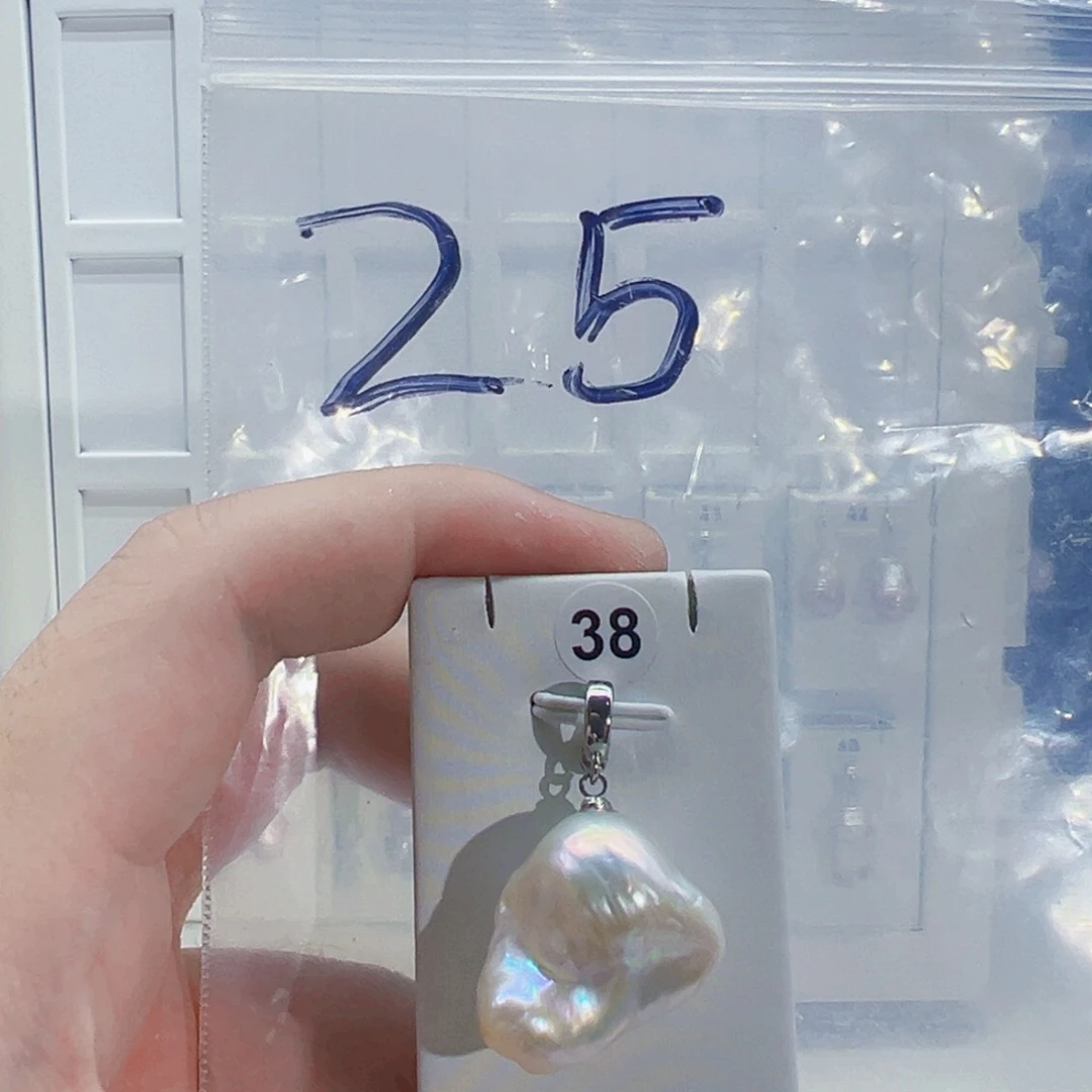 颈饰合金淡水珍珠