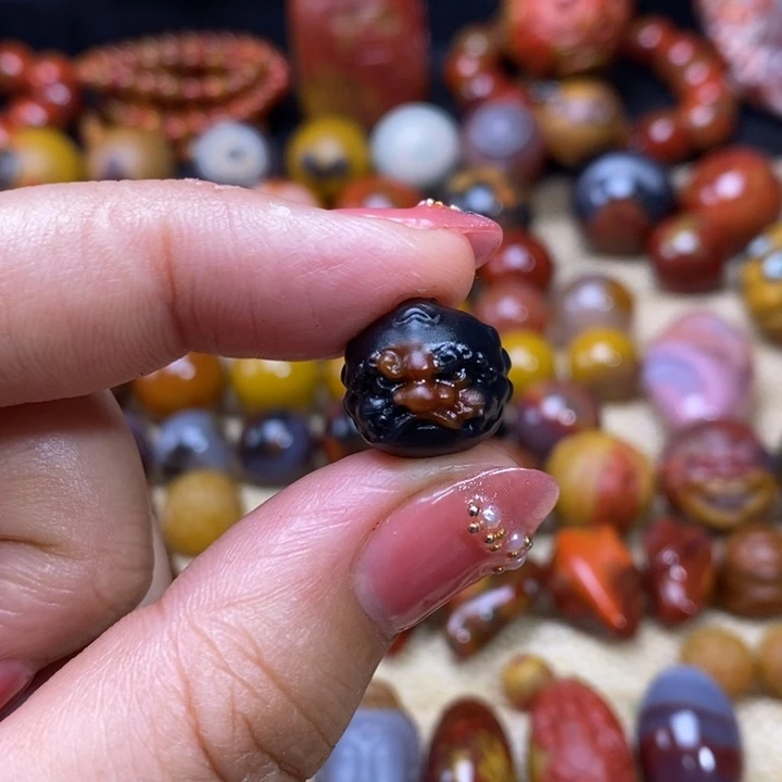 仁***者玛瑙/玉髓玛瑙饰品未镶嵌