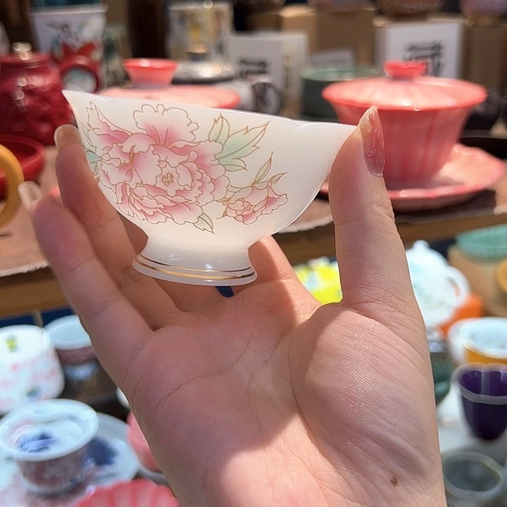 好漂亮的小茶具啊