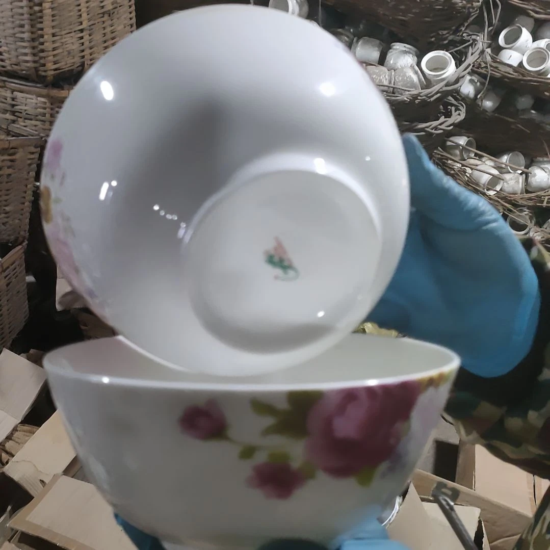 摆件陶瓷盘子碗啥都有