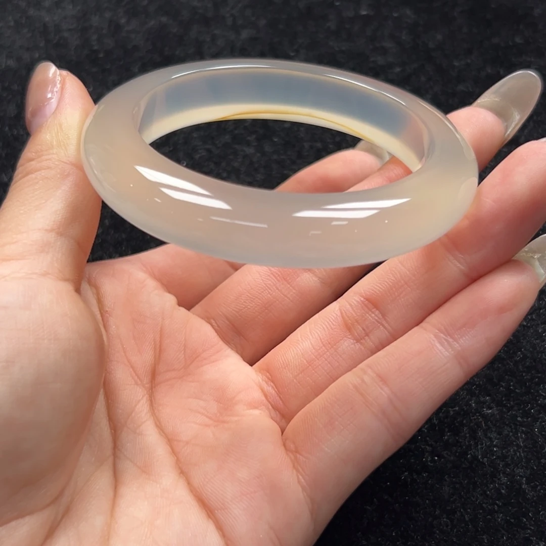 手镯玛瑙/玉髓未镶嵌