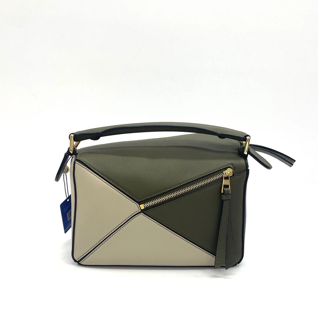 99新 LOEWE/罗意威 99新 三拼色手提单肩包