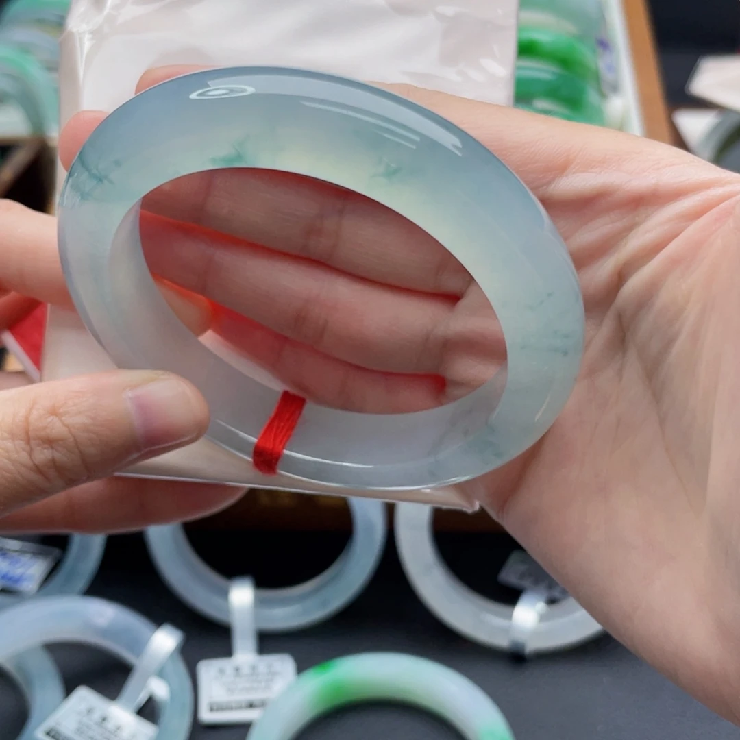 翡翠未镶嵌手镯57.8冰飘花