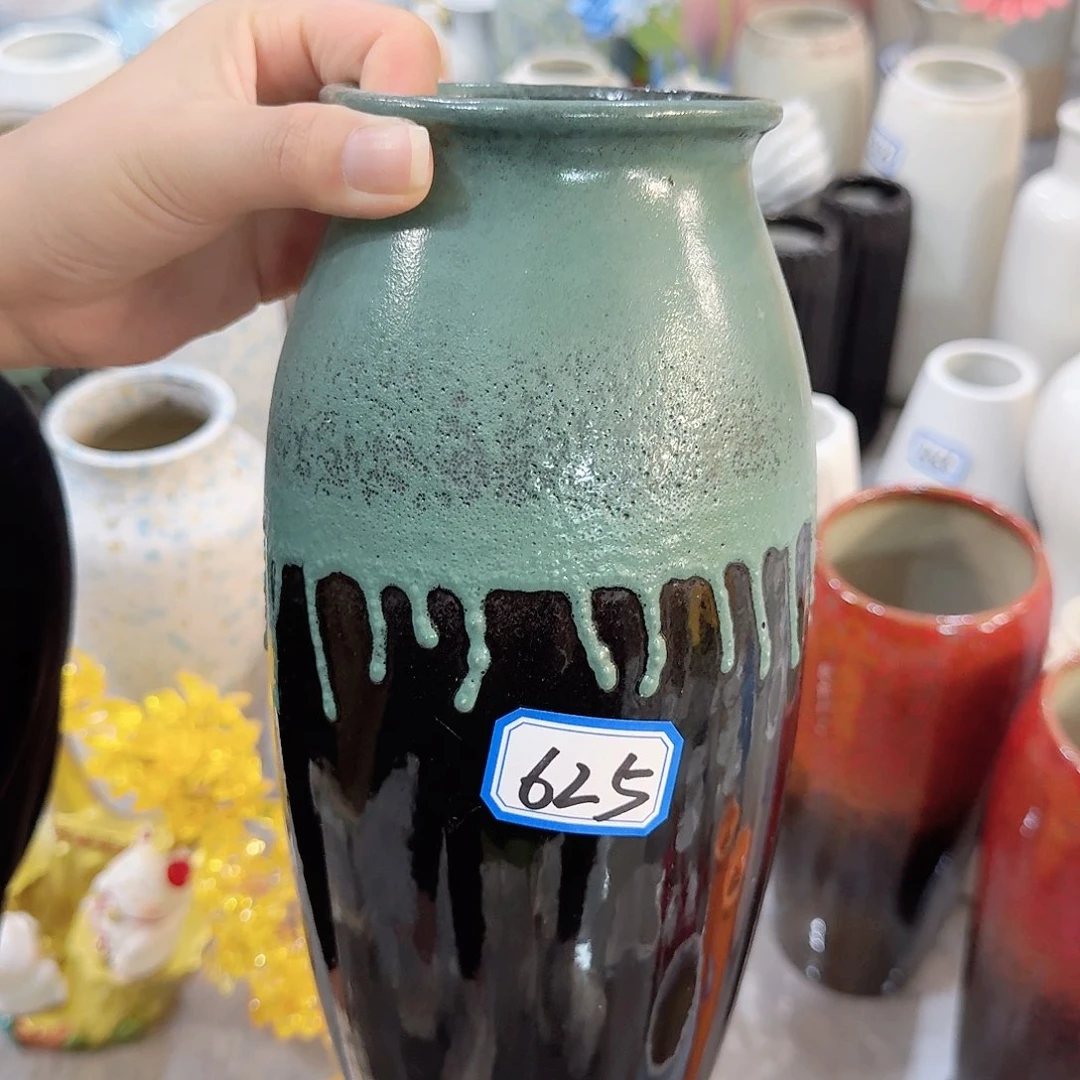 瓶625号复古陶瓷高25厘米微瑕一个