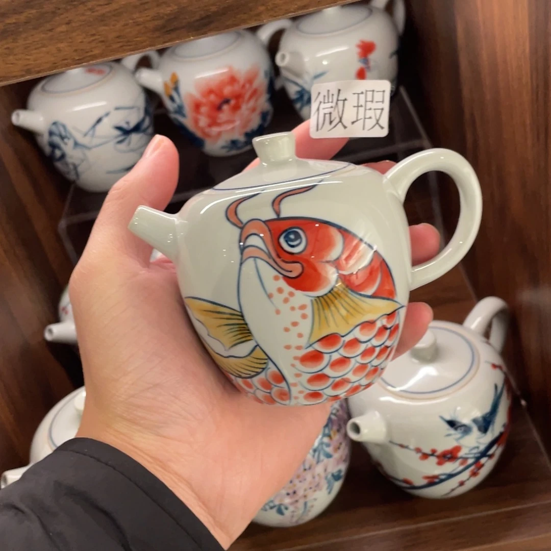 釉下手绘茶具微瑕