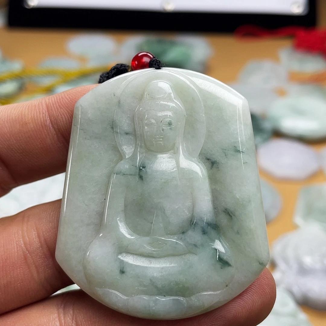 翡翠未镶嵌颈饰素衣