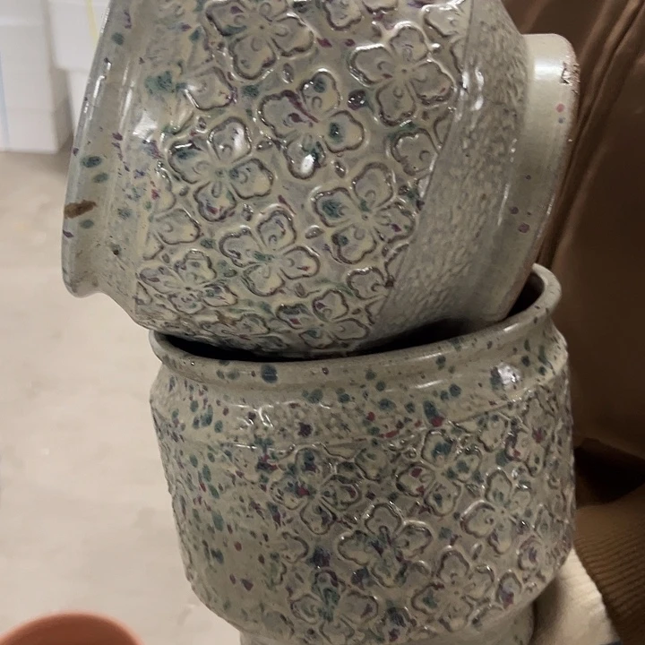 高度19厘米口19厘米