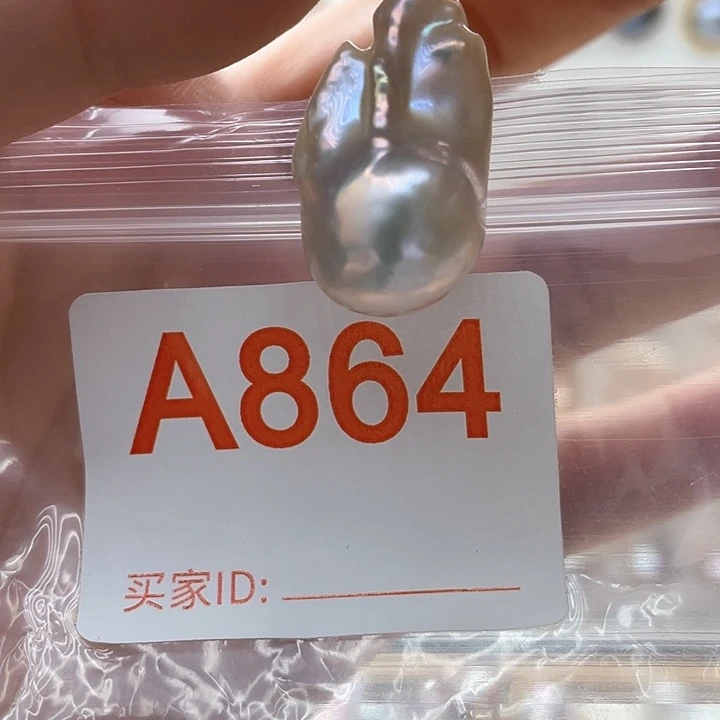 未镶嵌天然珍珠。  漏 漏 漏淡水珍珠