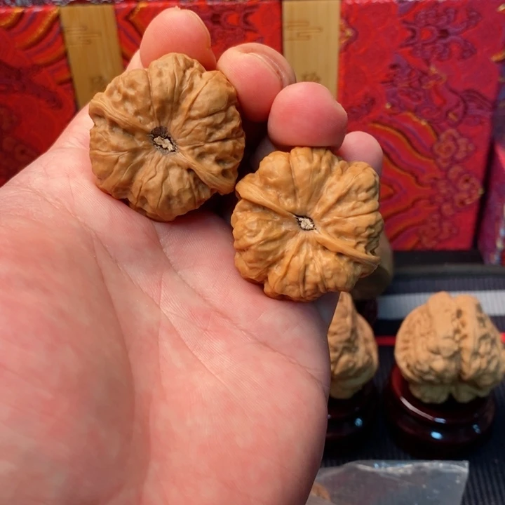 暴****吊坠文玩核桃恭喜发财