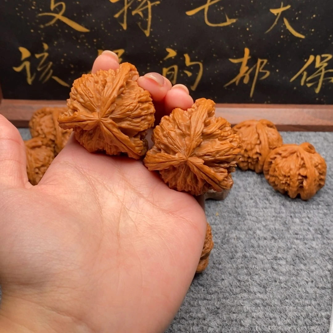 【闪购商品】吊坠文玩核桃涵
