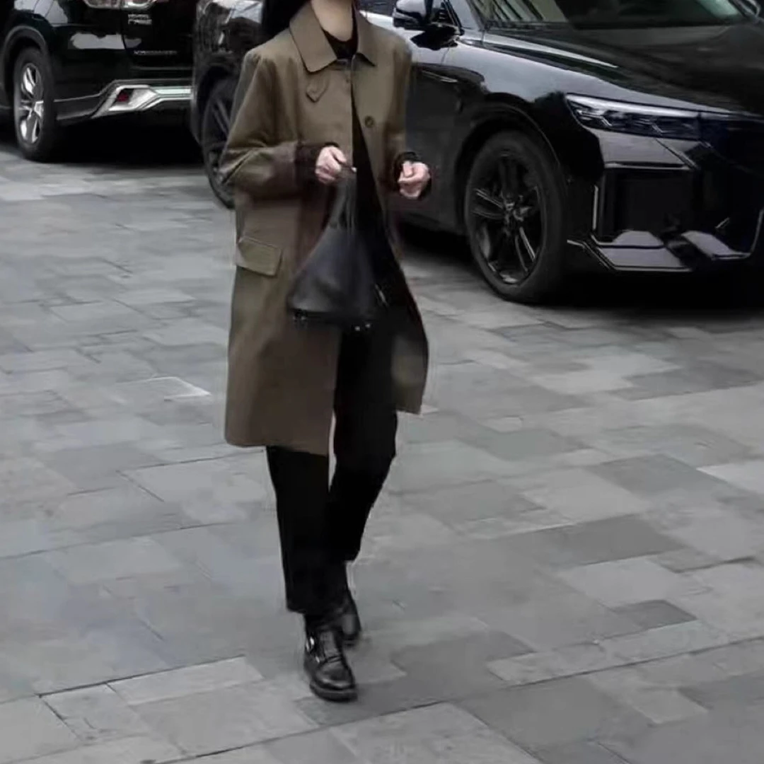 新款时尚显瘦女士百搭撞色宽松风衣外套中长款大码女装