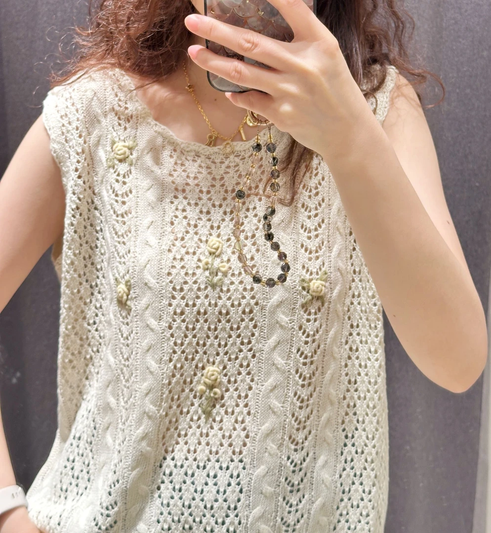 2025高品质针织衫圆领无袖洋气上衣显气质纯色打底百搭女镂空