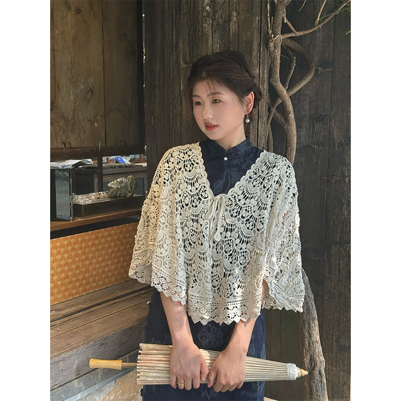 向南飞FLY《心动》旗袍百搭短款披肩外搭系带开衫镂空蕾丝斗篷女