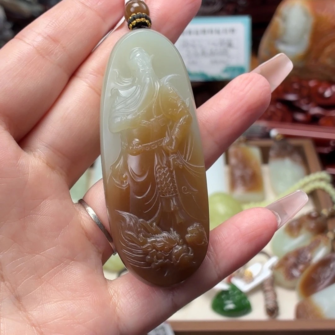 沉***事颈饰未镶嵌和田玉