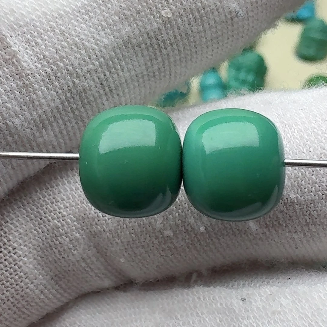 绿松石未镶嵌老型对珠9.6