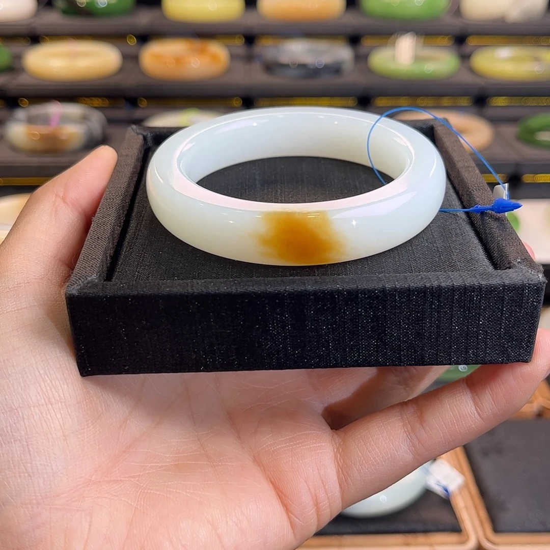 和田玉未镶嵌手镯高品质糖白