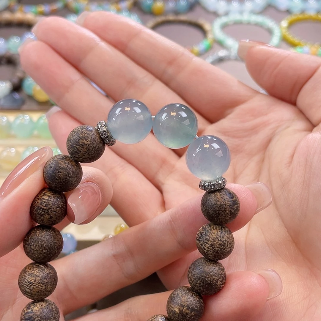 【闪购商品】未镶嵌手串翡翠高冰蓝色系（特价放漏）