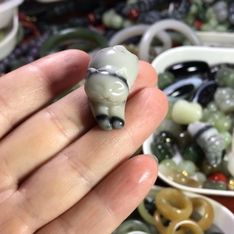 未镶嵌和田玉手机链超**人