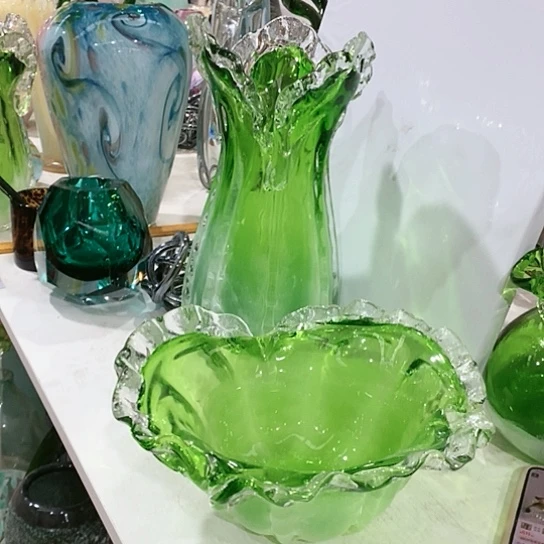 琉璃花瓶花高34厘米口径12厘米