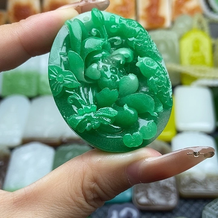 颈饰未镶嵌和田玉