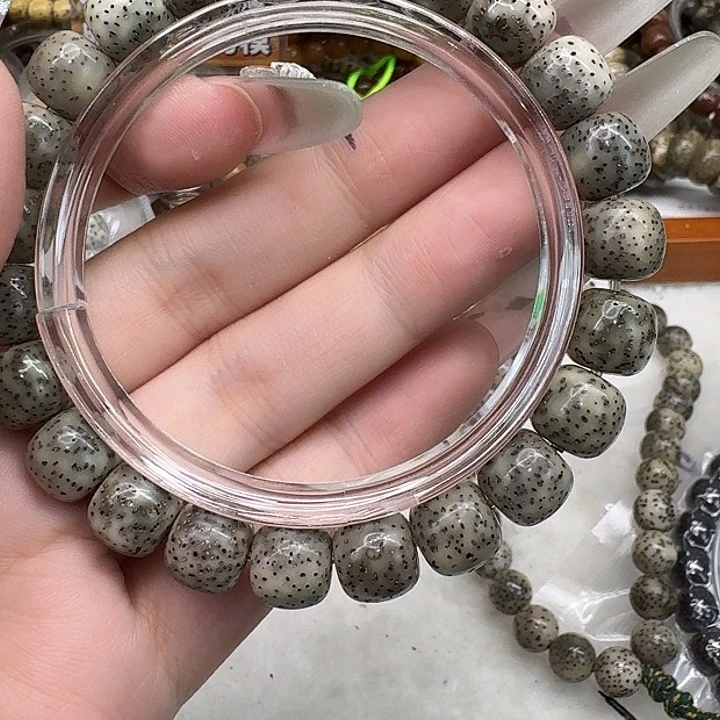 星月菩提手串18王者黑冰果冻10 9