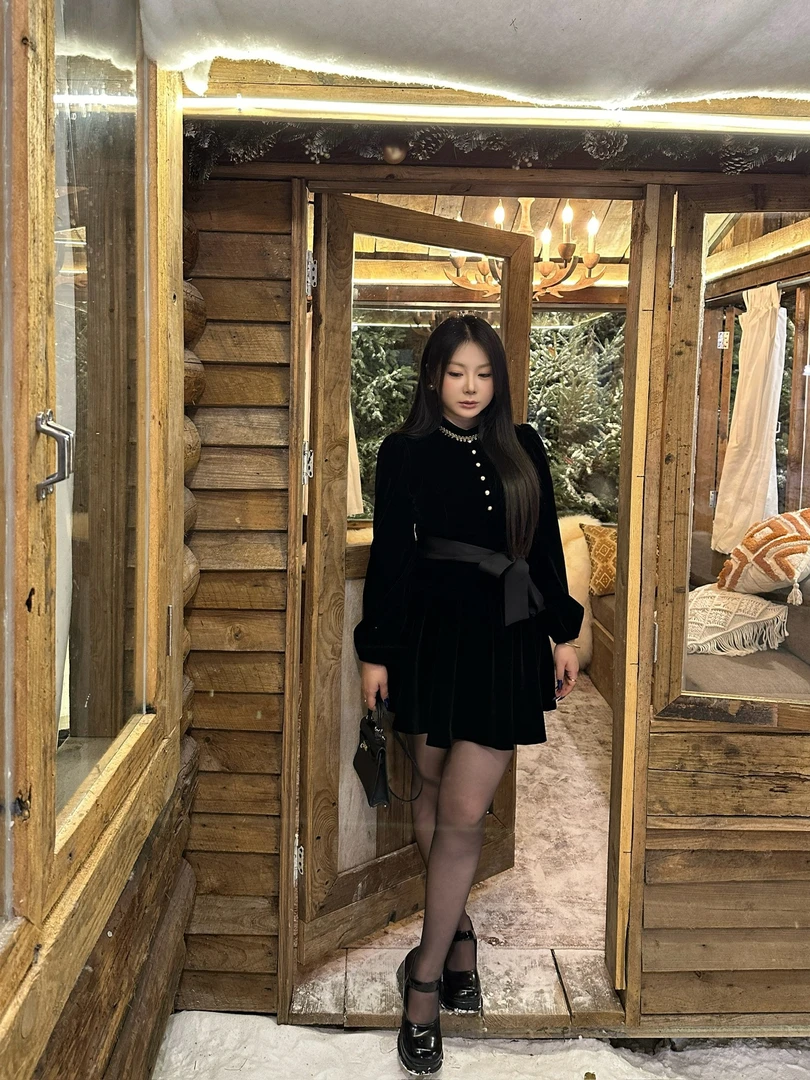 【大小姐】“爱神”法式设计感蝴蝶结绑带丝绒连衣裙气质赫本千金短裙