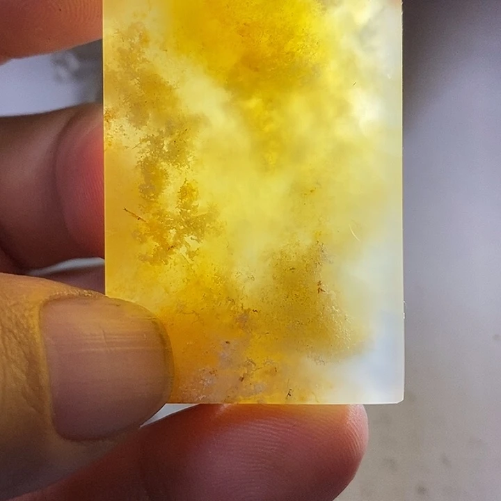 扎***舍玛瑙/玉髓未镶嵌颈饰